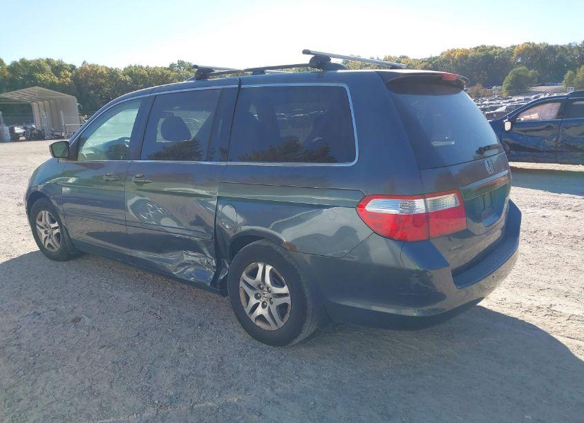 Photo 3 of 2005 Honda Odyssey EX (VIN 5FNRL38475B402470)