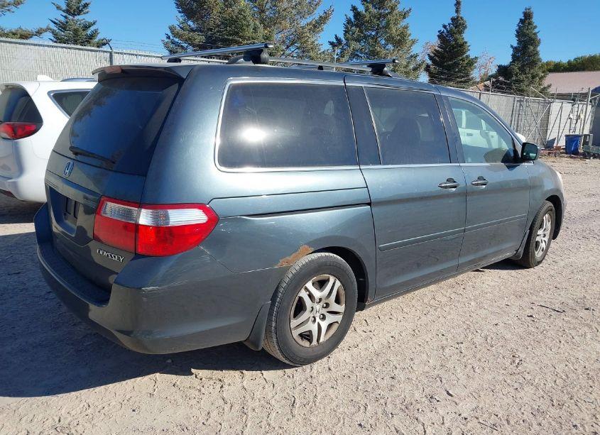 Photo 4 of 2005 Honda Odyssey EX (VIN 5FNRL38475B402470)