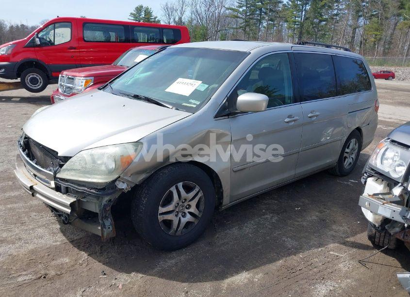 Photo 2 of 2005 Honda Odyssey EX (VIN 5FNRL38475B413078)