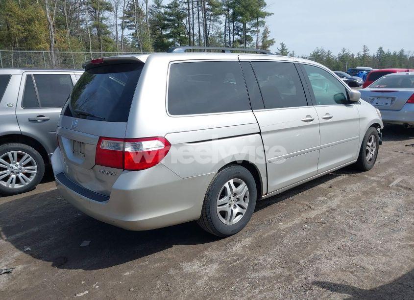 Photo 4 of 2005 Honda Odyssey EX (VIN 5FNRL38475B413078)