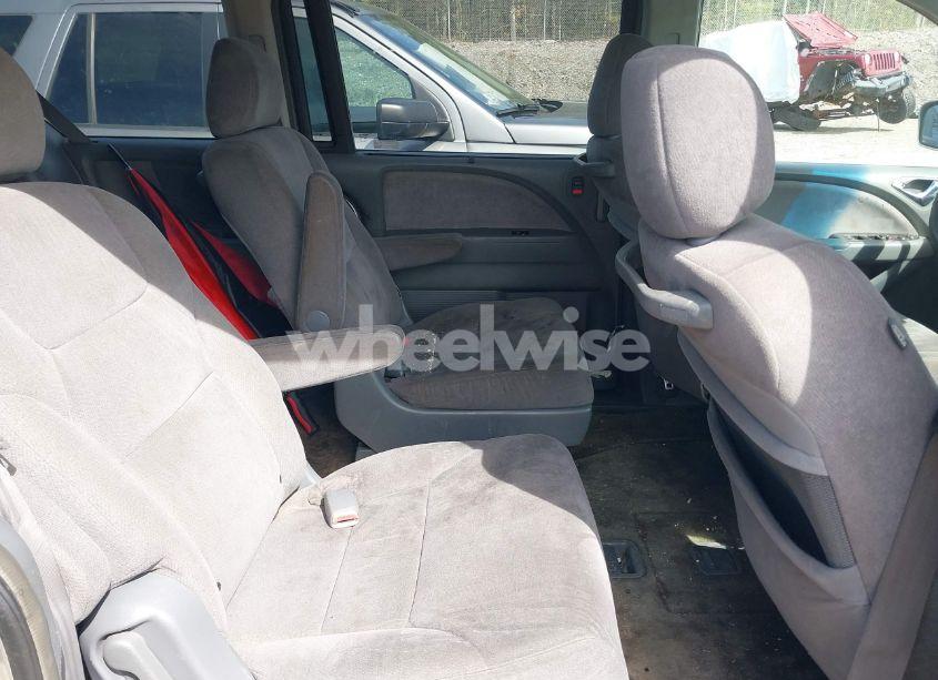 Photo 8 of 2005 Honda Odyssey EX (VIN 5FNRL38475B413078)