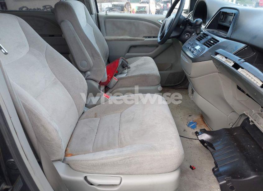 Photo 5 of 2005 Honda Odyssey EX (VIN 5FNRL38475B421066)