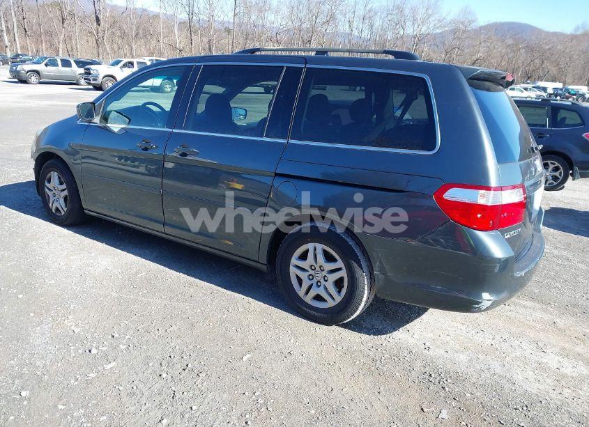Photo 3 of 2006 Honda Odyssey EX (VIN 5FNRL38476B410389)