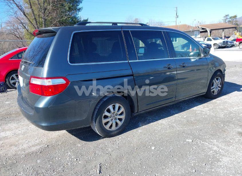 Photo 4 of 2006 Honda Odyssey EX (VIN 5FNRL38476B410389)