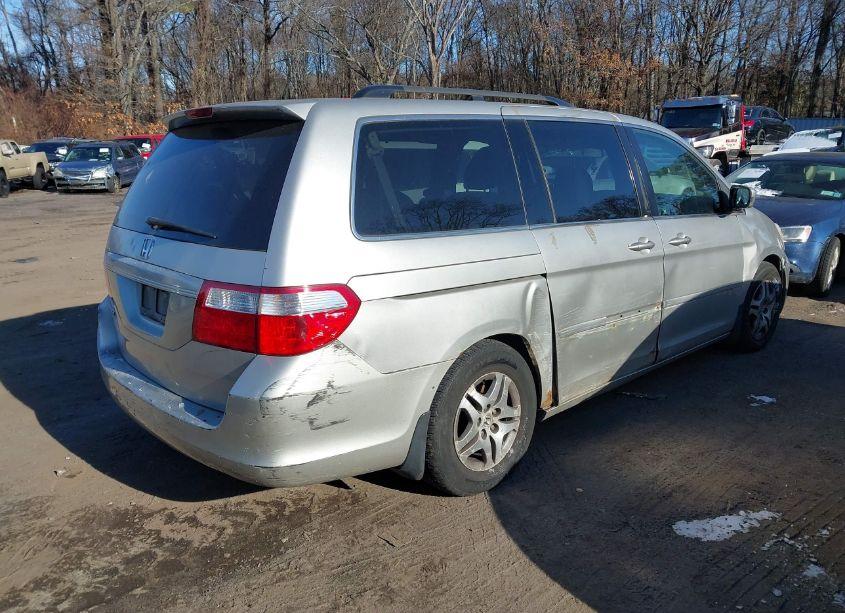Photo 4 of 2006 Honda Odyssey EX (VIN 5FNRL38476B453842)
