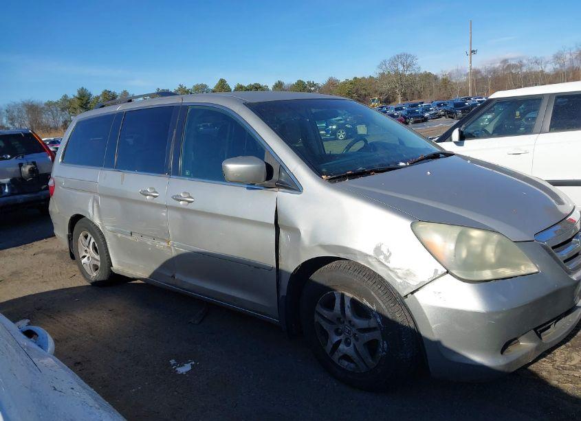 Photo 6 of 2006 Honda Odyssey EX (VIN 5FNRL38476B453842)