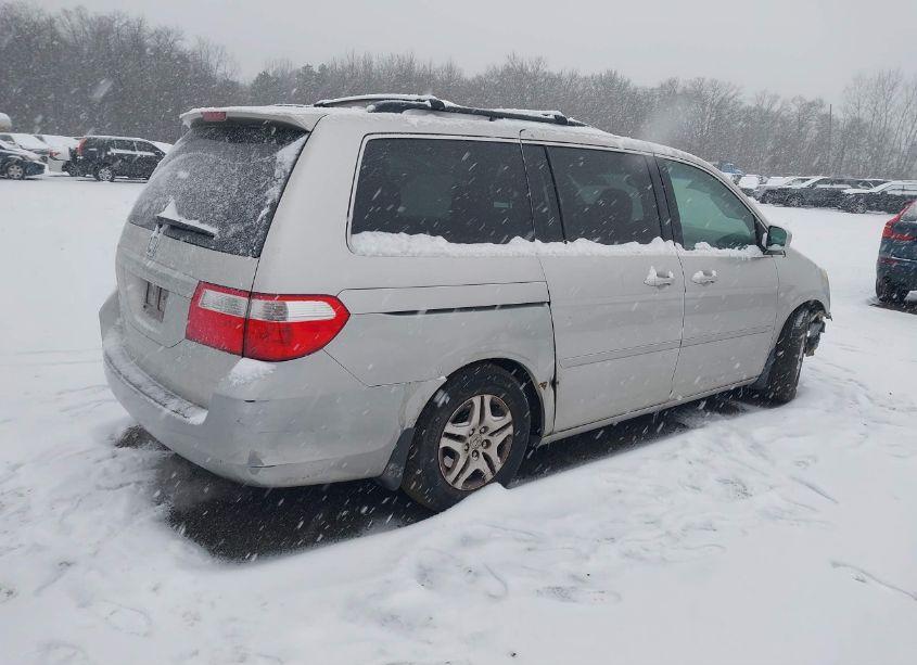 Photo 4 of 2007 Honda Odyssey EX (VIN 5FNRL38477B114158)