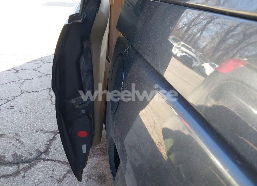 Photo 12 of 2005 Honda Odyssey EX (VIN 5FNRL38485B000764)