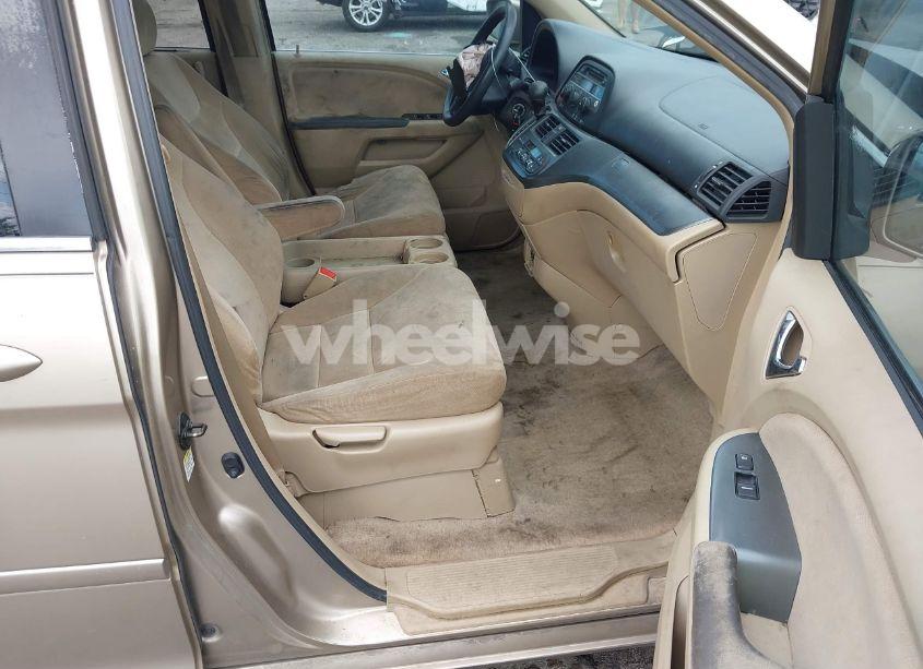 Photo 5 of 2006 Honda Odyssey EX (VIN 5FNRL38486B405492)