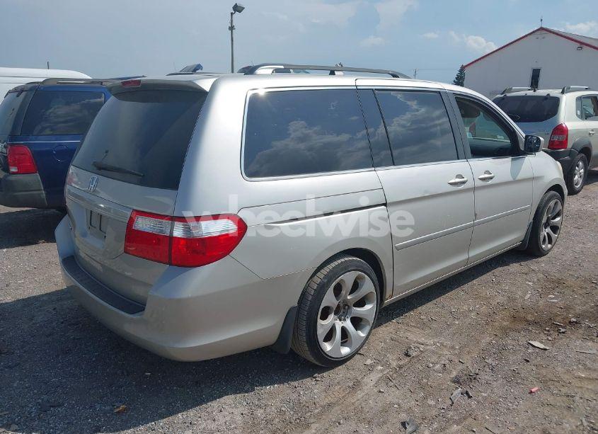 Photo 4 of 2006 Honda Odyssey EX (VIN 5FNRL38486B411499)