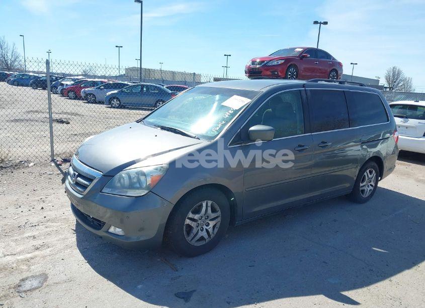 Photo 2 of 2007 Honda Odyssey EX (VIN 5FNRL38487B002663)