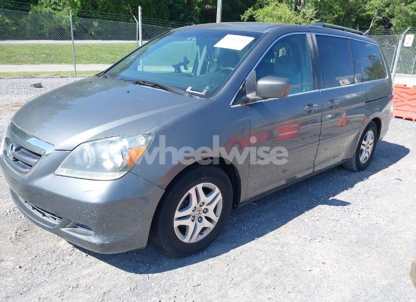 Photo 2 of 2007 Honda Odyssey EX (VIN 5FNRL38487B077797)