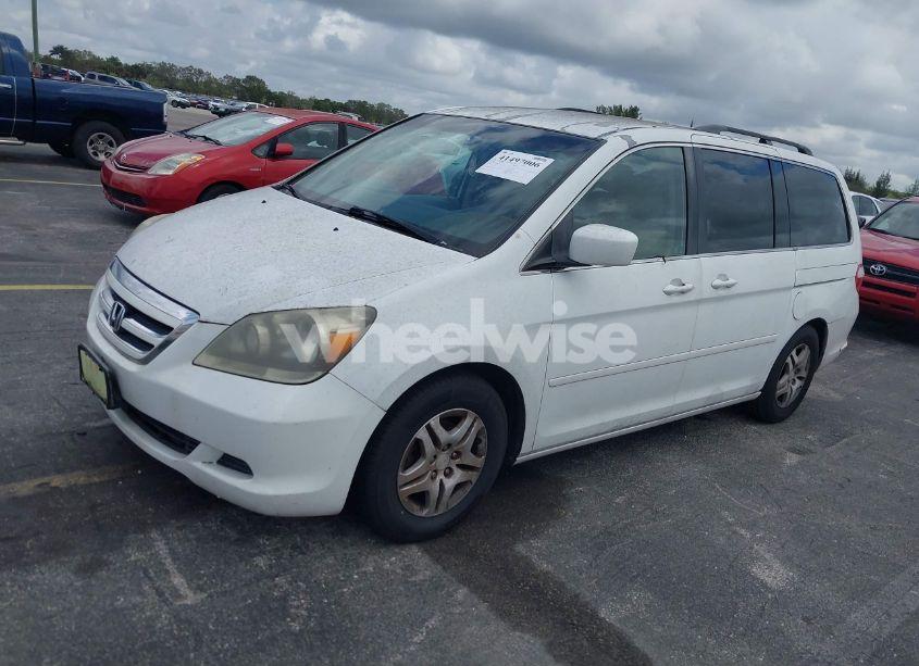 Photo 2 of 2007 Honda Odyssey EX (VIN 5FNRL38487B124178)