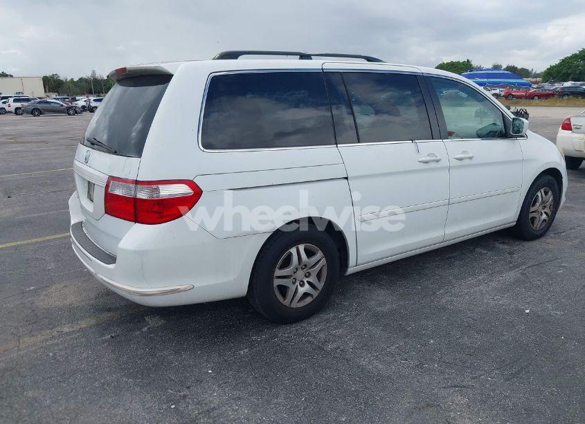 Photo 4 of 2007 Honda Odyssey EX (VIN 5FNRL38487B124178)
