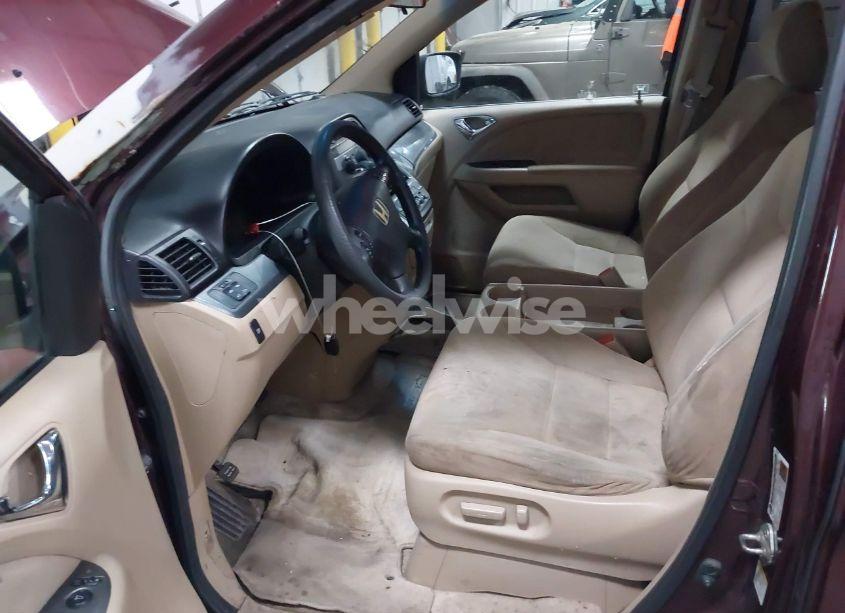 Photo 5 of 2007 Honda Odyssey EX (VIN 5FNRL38487B442141)