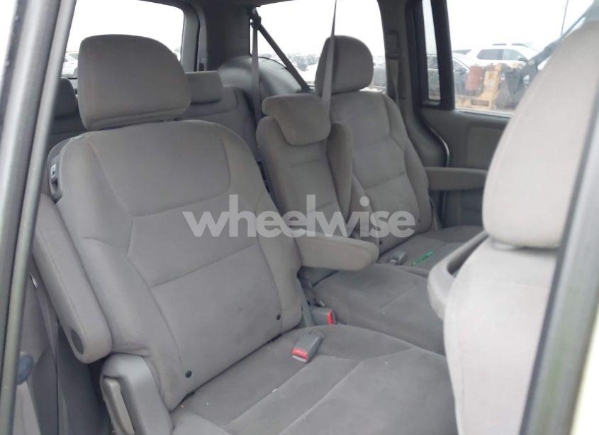 Photo 8 of 2008 Honda Odyssey EX (VIN 5FNRL38488B026950)