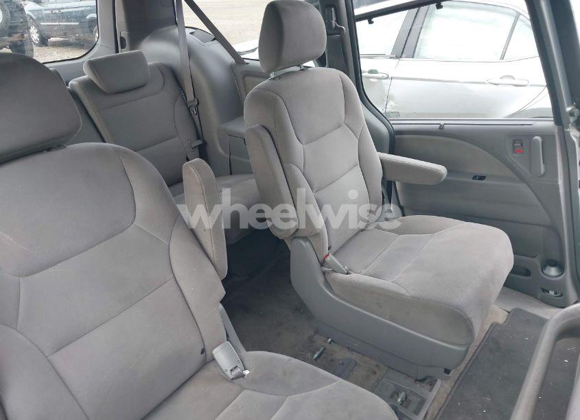 Photo 8 of 2008 Honda Odyssey EX (VIN 5FNRL38488B027547)