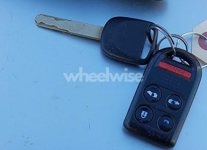 Photo 11 of 2005 Honda Odyssey EX (VIN 5FNRL38495B105216)