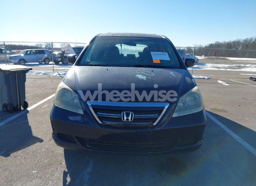 Photo 12 of 2005 Honda Odyssey EX (VIN 5FNRL38495B105216)