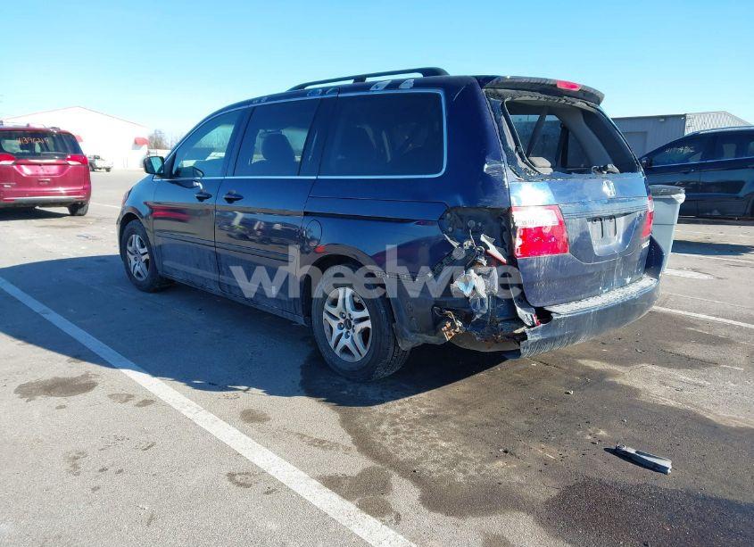 Photo 3 of 2005 Honda Odyssey EX (VIN 5FNRL38495B105216)