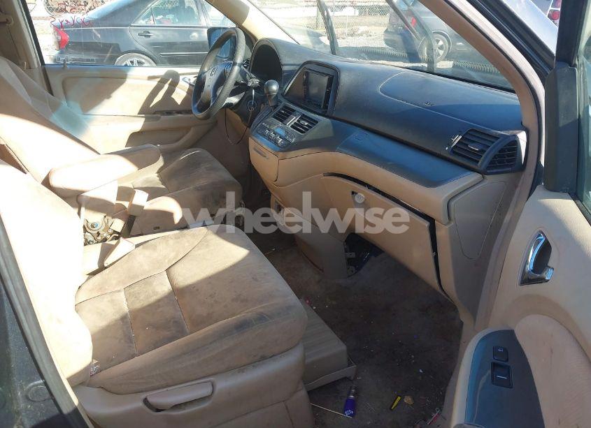 Photo 5 of 2005 Honda Odyssey EX (VIN 5FNRL38495B116412)