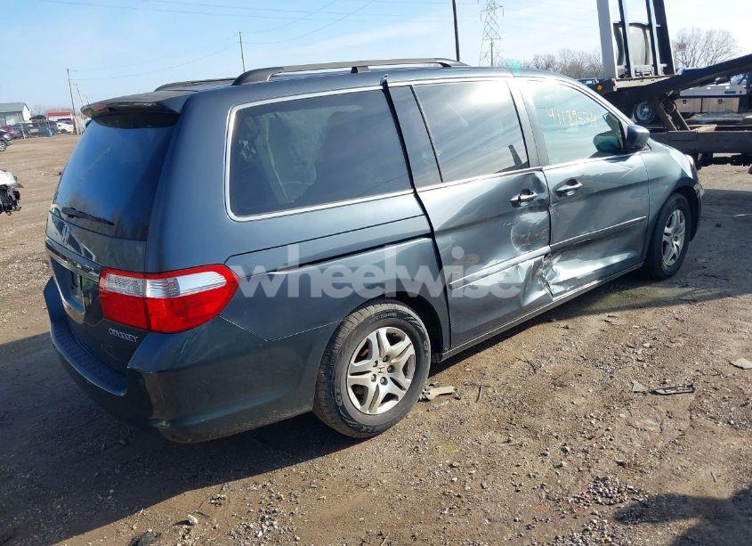 Photo 4 of 2005 Honda Odyssey EX (VIN 5FNRL38495B424406)