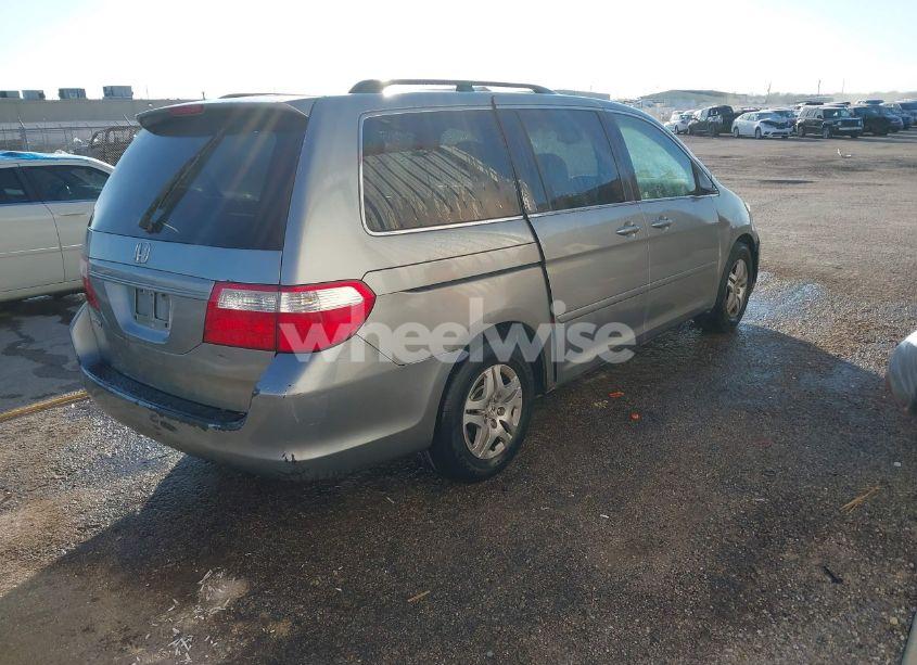 Photo 4 of 2006 Honda Odyssey EX (VIN 5FNRL38496B072056)