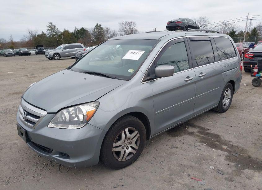 Photo 2 of 2007 Honda Odyssey EX (VIN 5FNRL38497B071751)