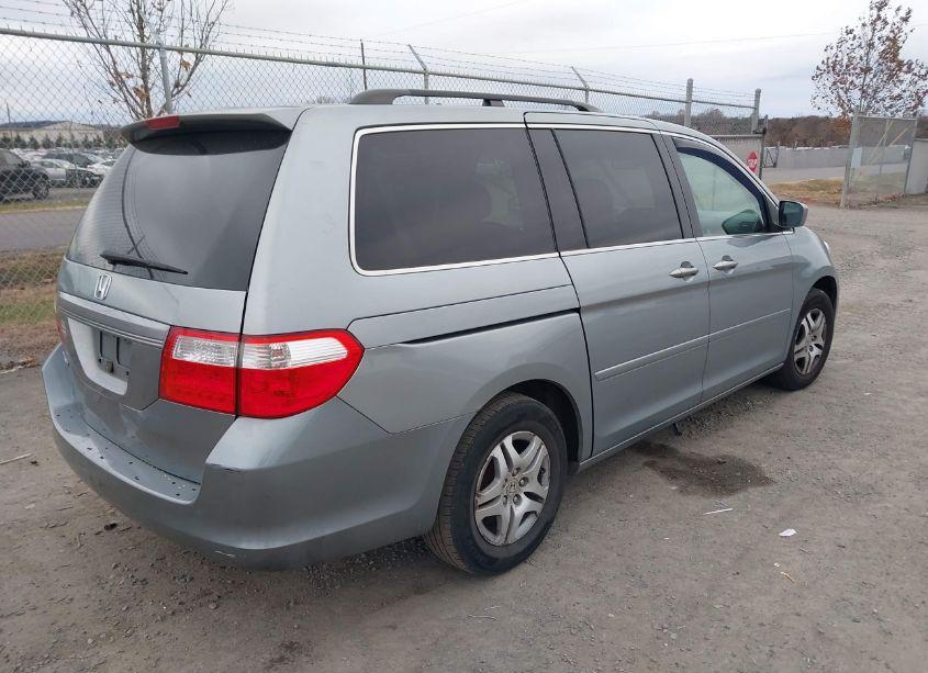 Photo 4 of 2007 Honda Odyssey EX (VIN 5FNRL38497B071751)