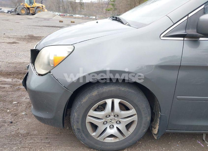 Photo 12 of 2007 Honda Odyssey EX (VIN 5FNRL38497B133004)