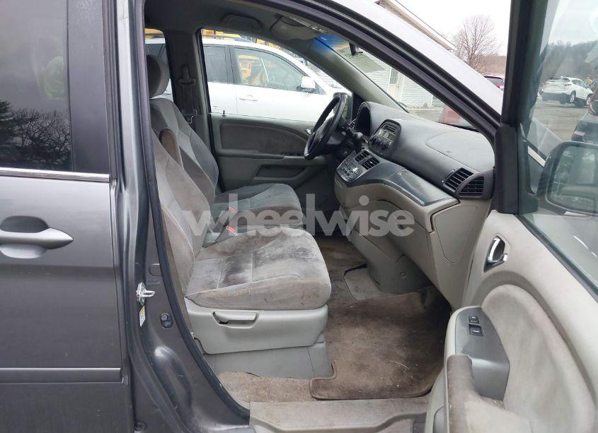 Photo 5 of 2007 Honda Odyssey EX (VIN 5FNRL38497B133004)