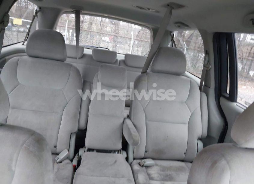 Photo 8 of 2007 Honda Odyssey EX (VIN 5FNRL38497B133004)