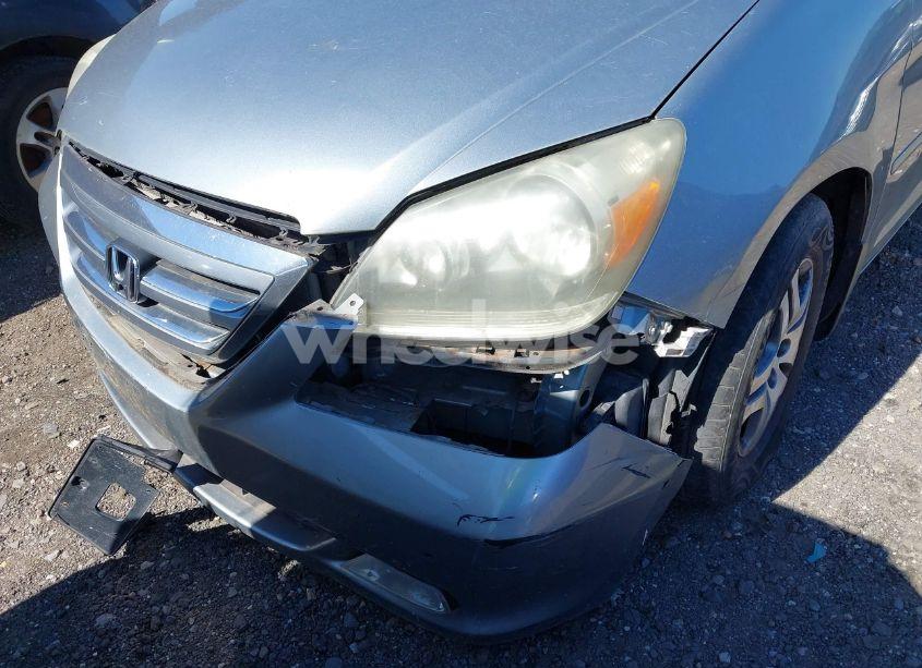 Photo 6 of 2005 Honda Odyssey EX (VIN 5FNRL384X5B052445)