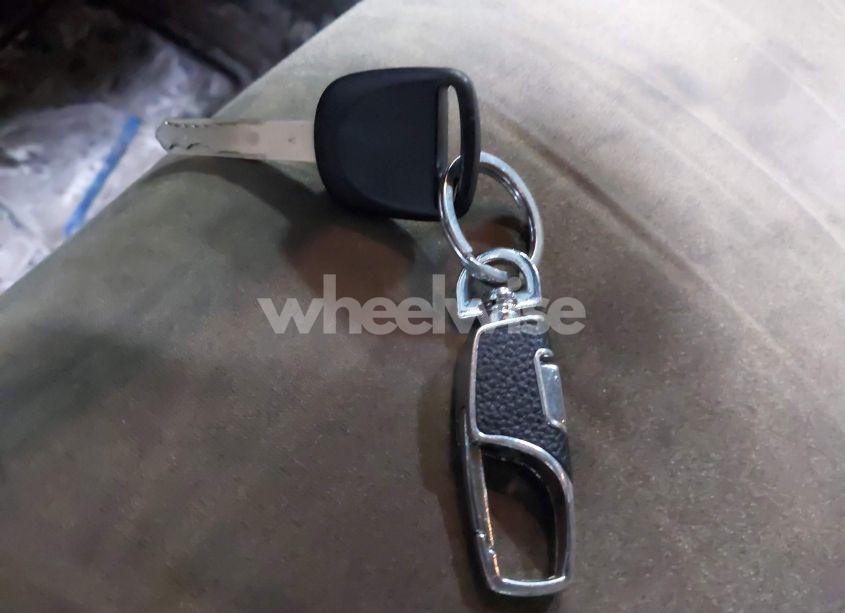 Photo 11 of 2005 Honda Odyssey EX (VIN 5FNRL384X5B419795)