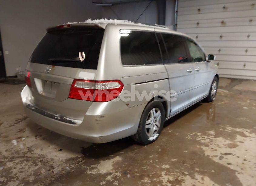 Photo 4 of 2006 Honda Odyssey EX (VIN 5FNRL384X6B453933)