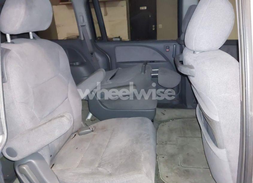 Photo 8 of 2006 Honda Odyssey EX (VIN 5FNRL384X6B453933)