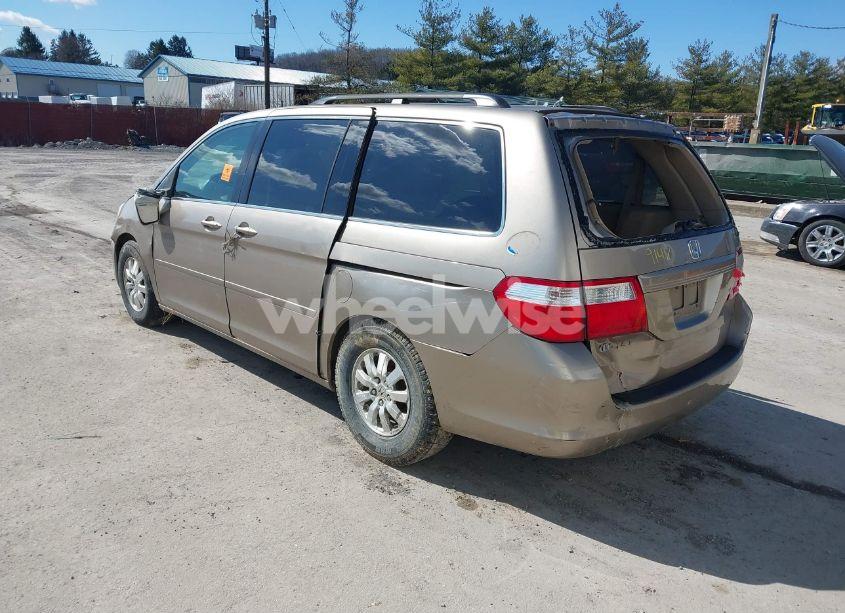 Photo 3 of 2006 Honda Odyssey EX (VIN 5FNRL384X6B459148)