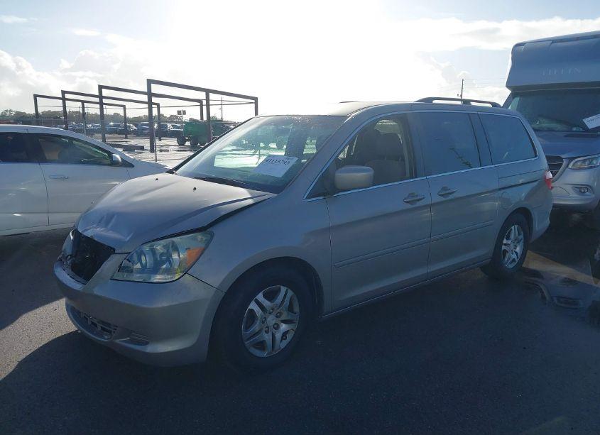 Photo 2 of 2007 Honda Odyssey EX (VIN 5FNRL384X7B036278)