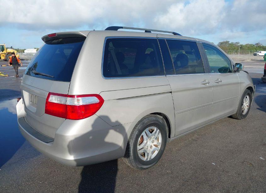Photo 4 of 2007 Honda Odyssey EX (VIN 5FNRL384X7B036278)