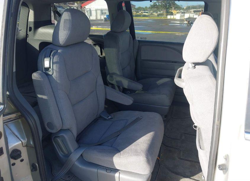 Photo 8 of 2007 Honda Odyssey EX (VIN 5FNRL384X7B036278)
