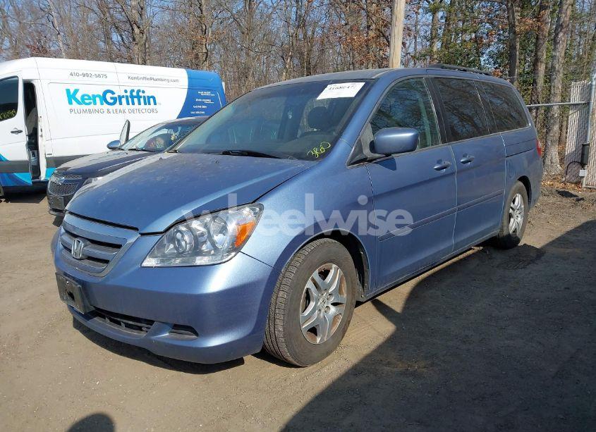 Photo 2 of 2007 Honda Odyssey EX (VIN 5FNRL384X7B049838)