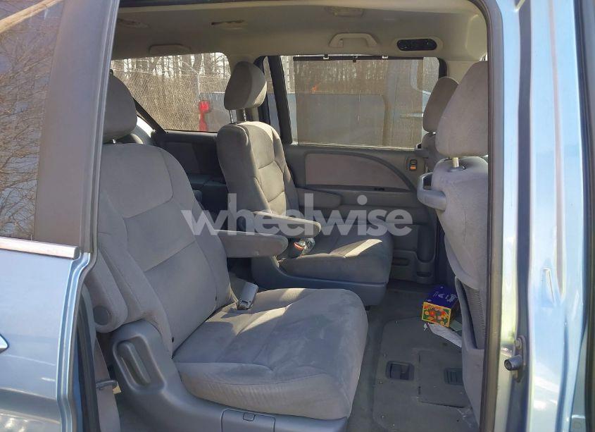 Photo 8 of 2007 Honda Odyssey EX (VIN 5FNRL384X7B049838)