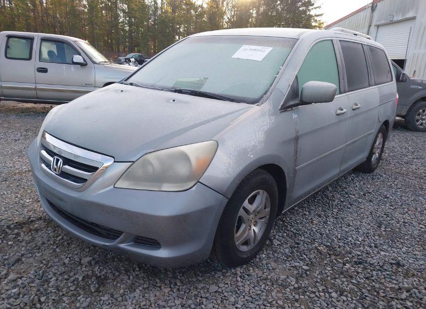 Photo 2 of 2007 Honda Odyssey EX (VIN 5FNRL384X7B090132)
