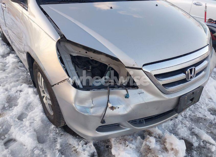 Photo 6 of 2007 Honda Odyssey EX (VIN 5FNRL384X7B411649)