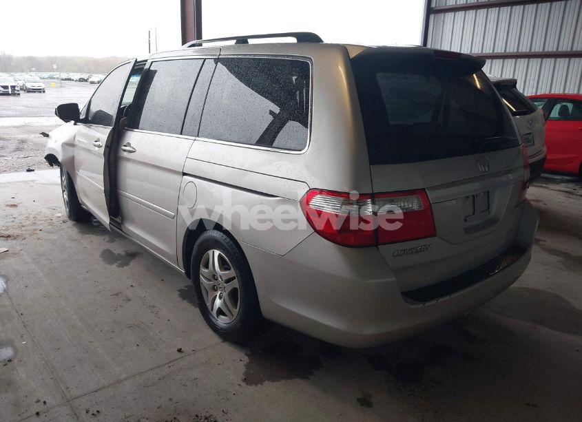 Photo 3 of 2007 Honda Odyssey EX (VIN 5FNRL384X7B451892)