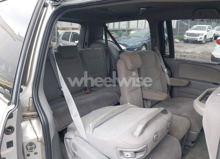 Photo 8 of 2008 Honda Odyssey EX (VIN 5FNRL384X8B048870)