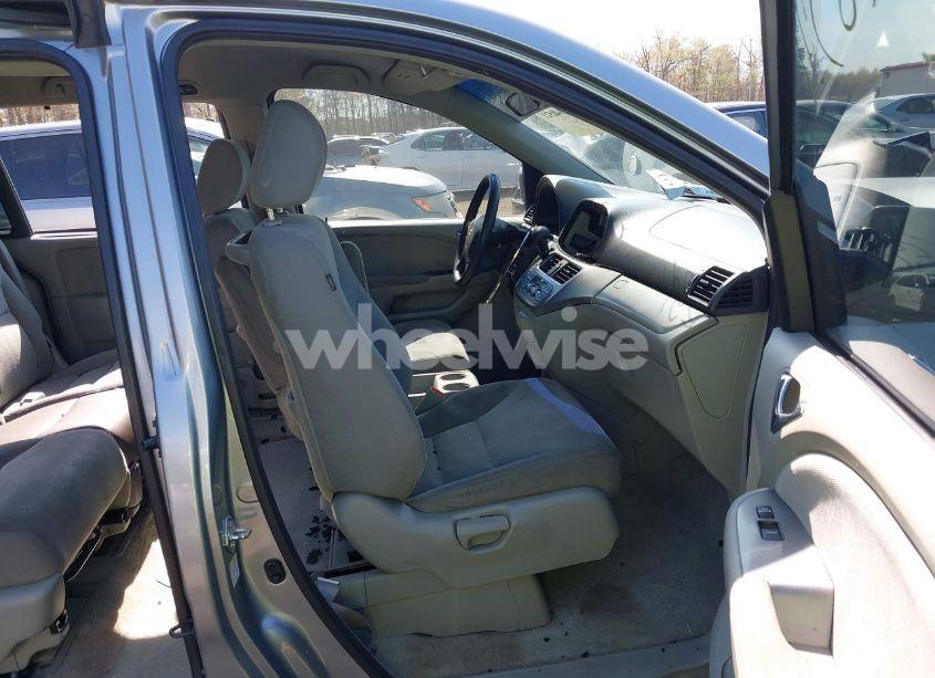 Photo 5 of 2009 Honda Odyssey EX (VIN 5FNRL384X9B003848)