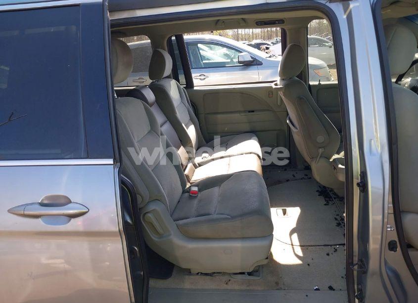 Photo 8 of 2009 Honda Odyssey EX (VIN 5FNRL384X9B003848)