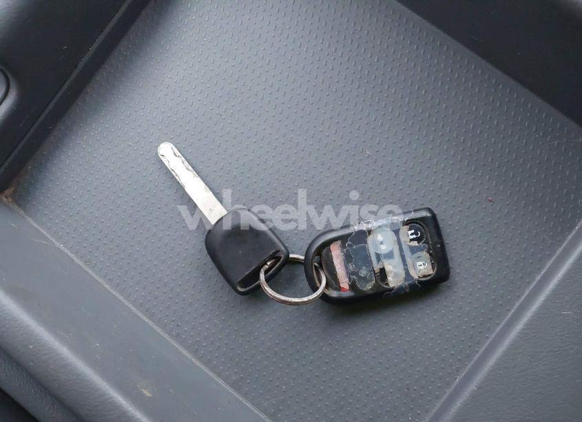 Photo 11 of 2005 Honda Odyssey EX-L (VIN 5FNRL38605B062984)