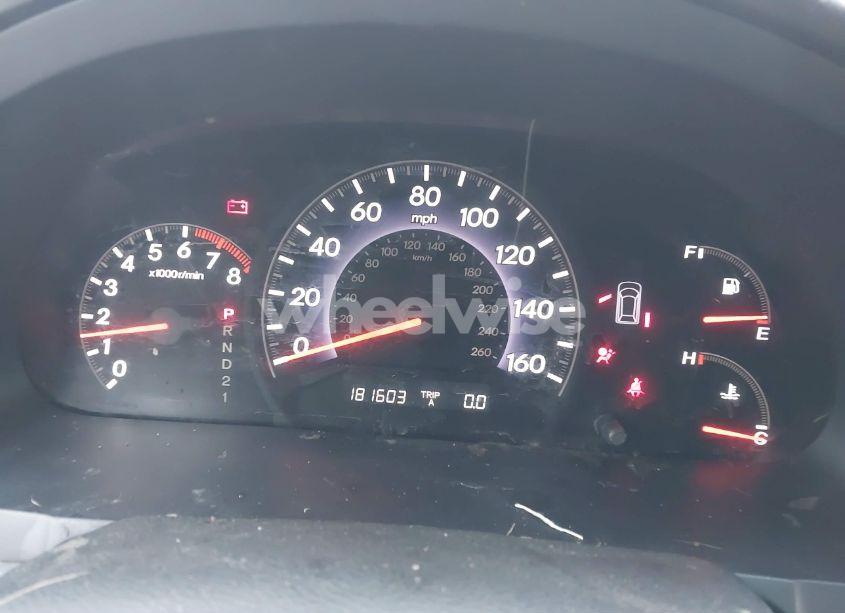 Photo 7 of 2005 Honda Odyssey EX-L (VIN 5FNRL38605B062984)